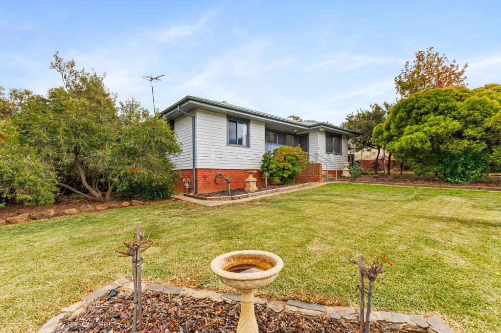 120 Bourke St, Mount Austin, NSW 2650