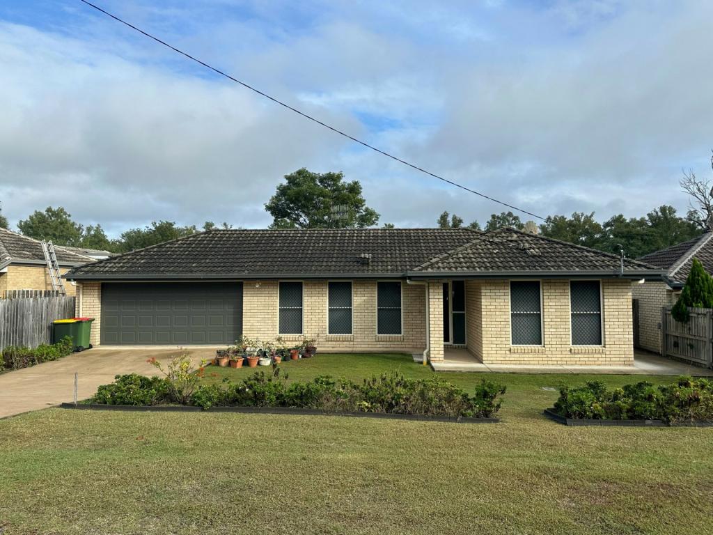 37 Middle St, Esk, QLD 4312