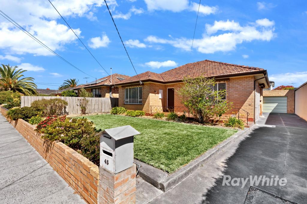 43 Mclaurin Rd, Carnegie, VIC 3163