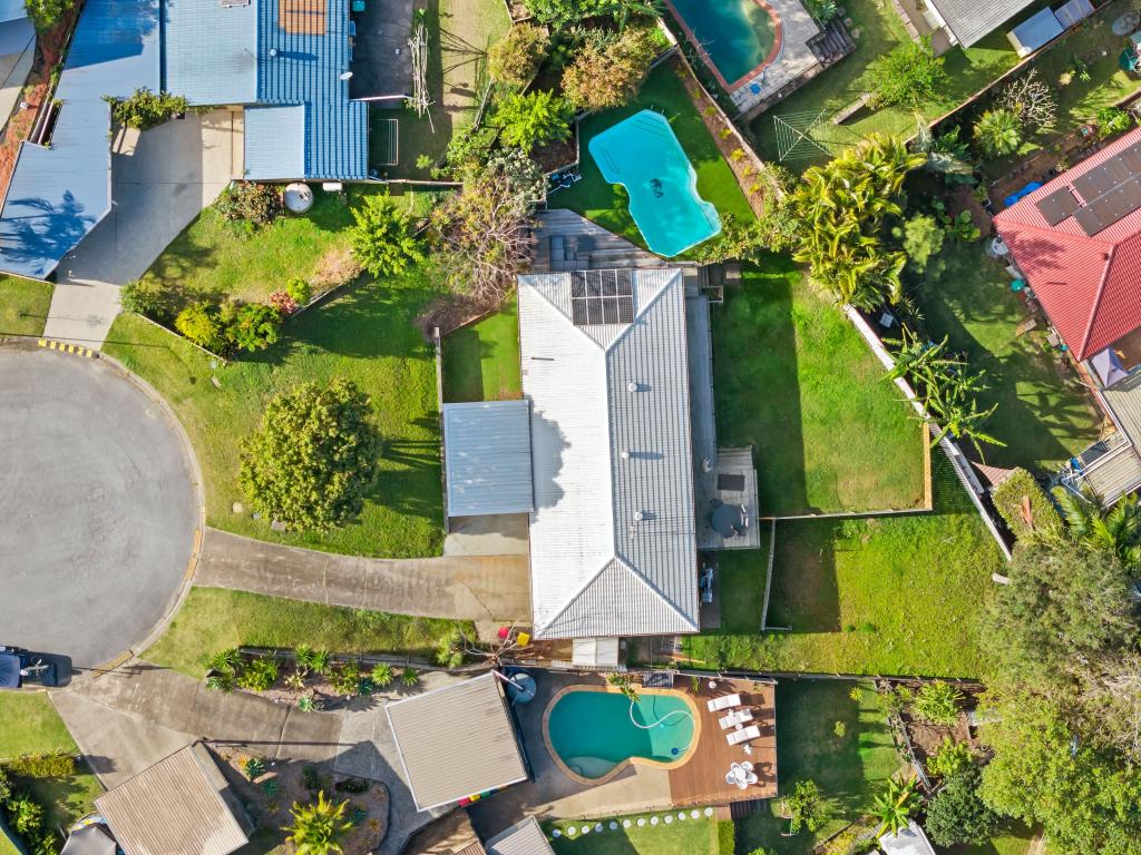 8 Jindivick St, Worongary, QLD 4213
