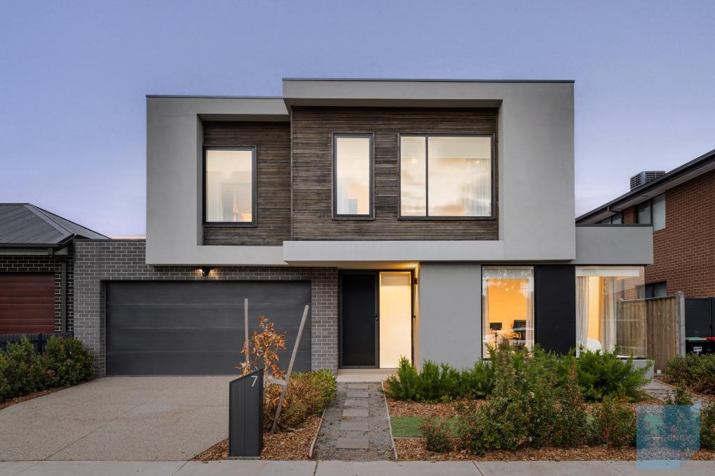 7 Abarth Gr, Burnside, VIC 3023