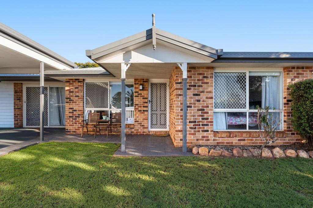24 Bouganvillea Dr, Middle Ridge, QLD 4350