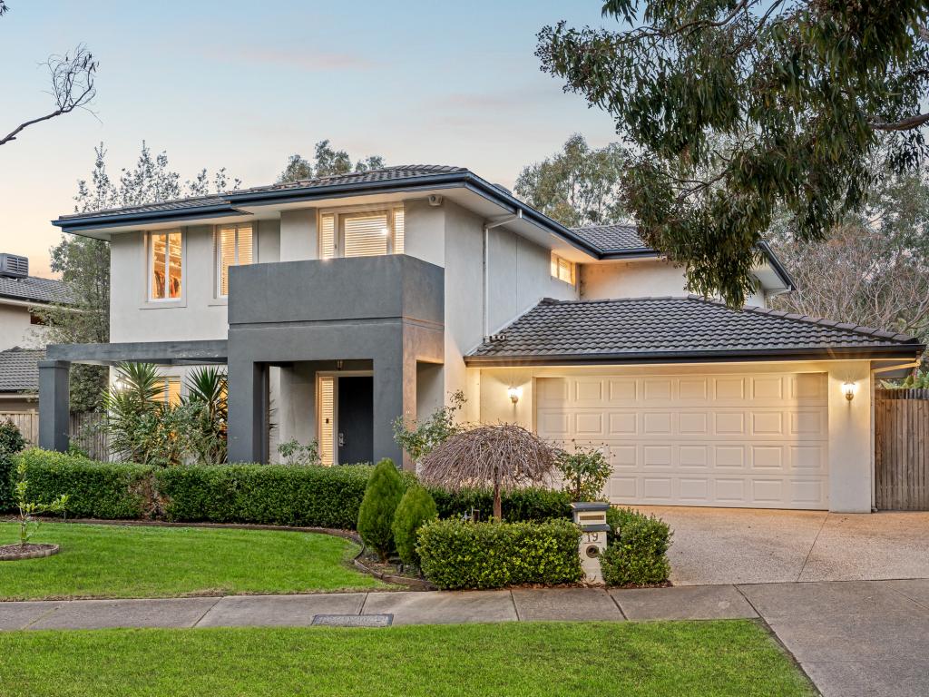 19 Sweet Gum Pl, Sandhurst, VIC 3977