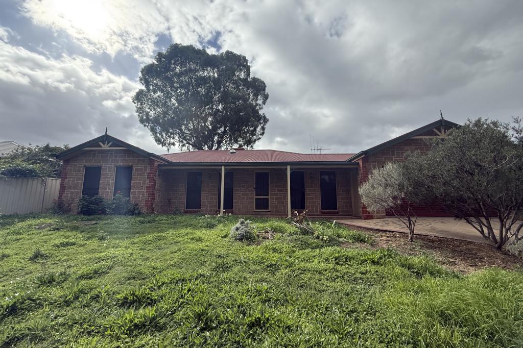 16 Kronk St, Golden Square, VIC 3555