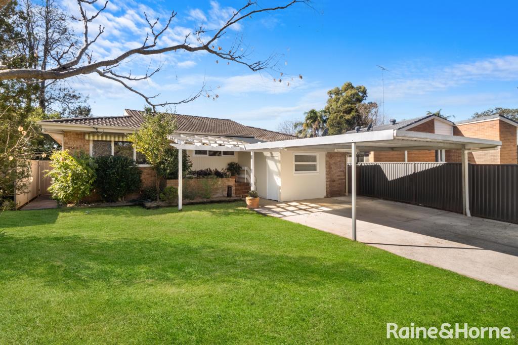 9 Cox Cres, Hobartville, NSW 2753