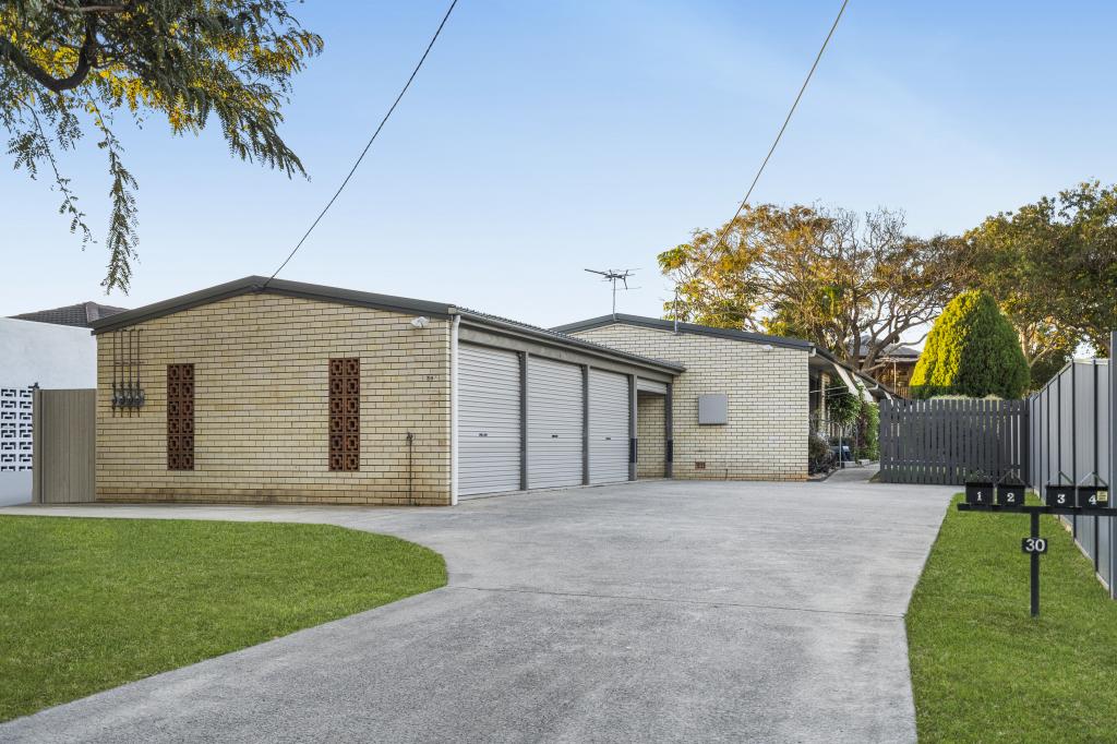 2/30 Grant St, Redcliffe, QLD 4020
