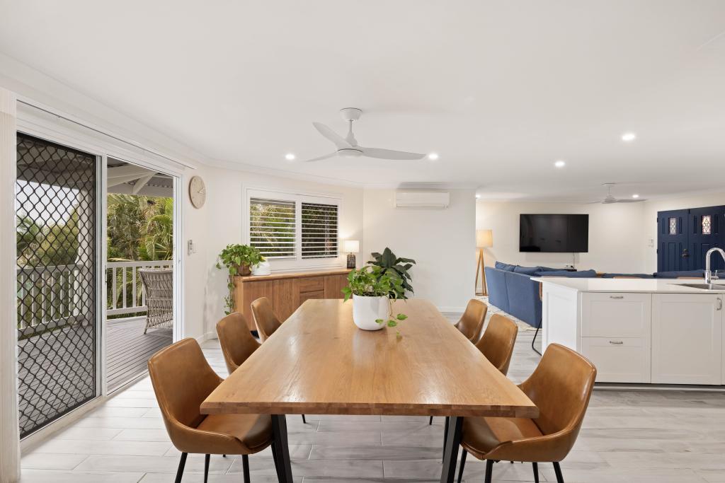 16 Monterey Keys Dr, Helensvale, QLD 4212