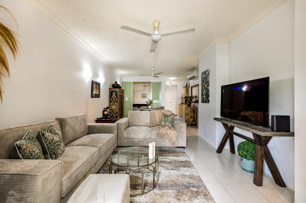 1724/2-10 Greenslopes St, Cairns North, QLD 4870