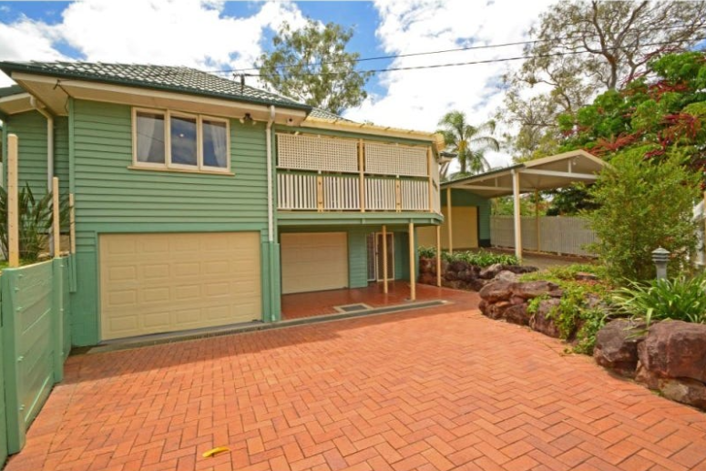 11 Mount Gravatt Rd, Upper Mount Gravatt, QLD 4122