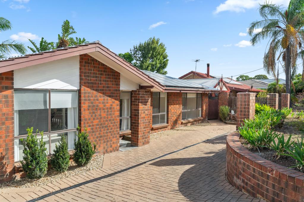 12 Lancing Ct, Huntfield Heights, SA 5163