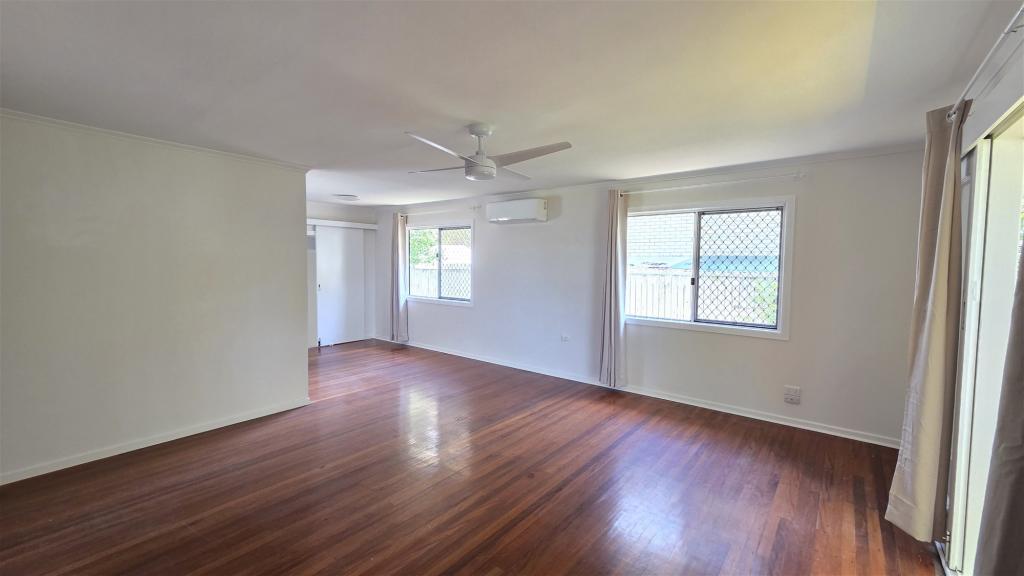 63 Banana St, Redland Bay, QLD 4165