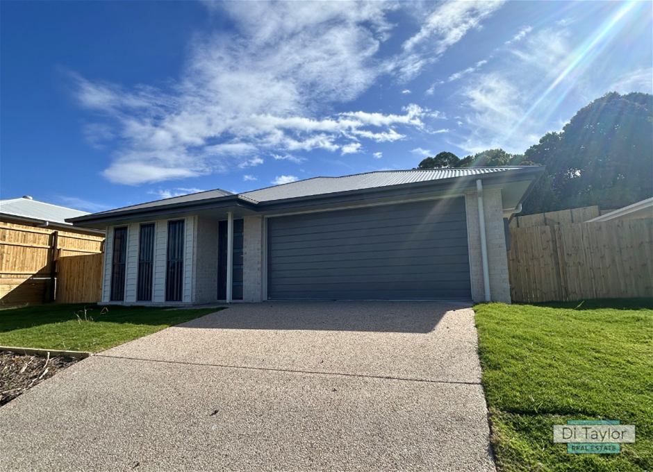 15 Corinne Pl, Dugandan, QLD 4310