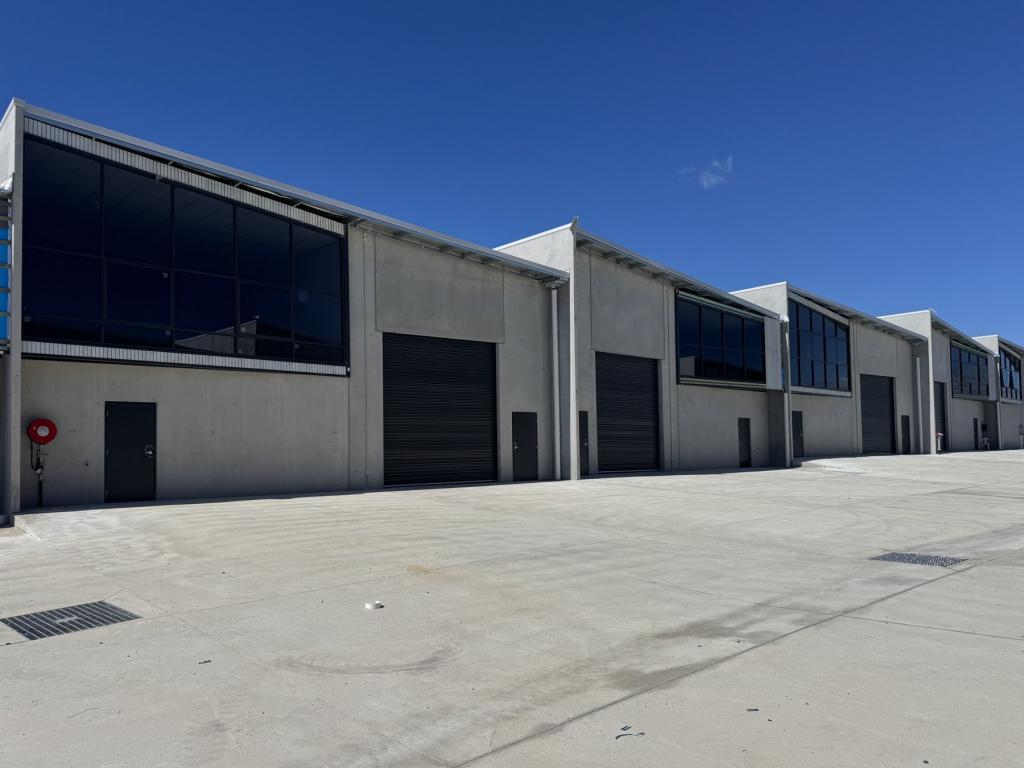 5 Val Reid Cres, Hume, ACT 2620
