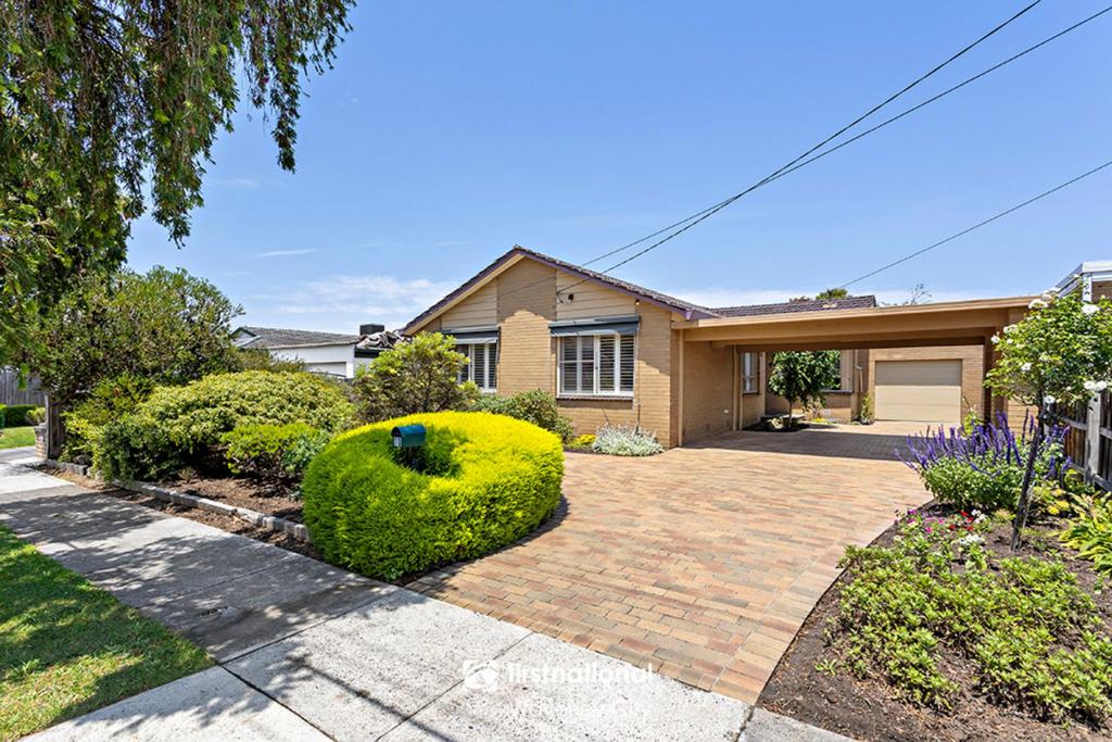 10 Blackwood Dr, Wheelers Hill, VIC 3150