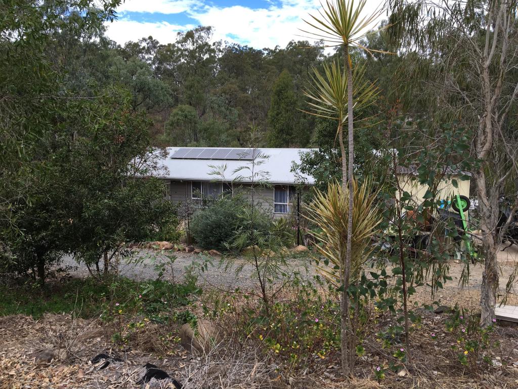 16 Burnside Ct, Esk, QLD 4312
