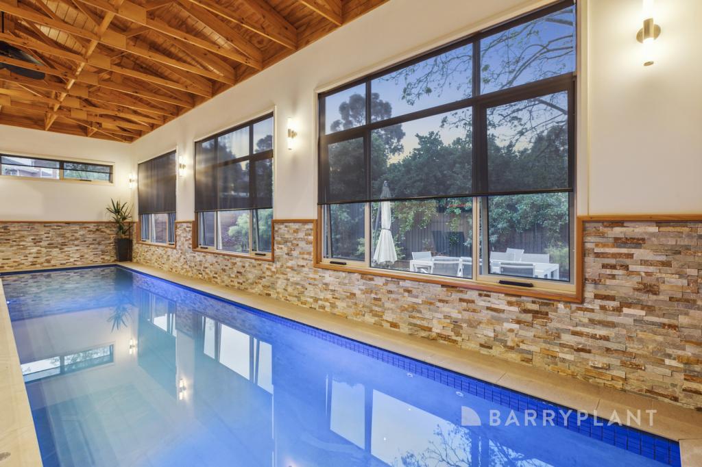 28 ANGUS DR, GLEN WAVERLEY, VIC 3150