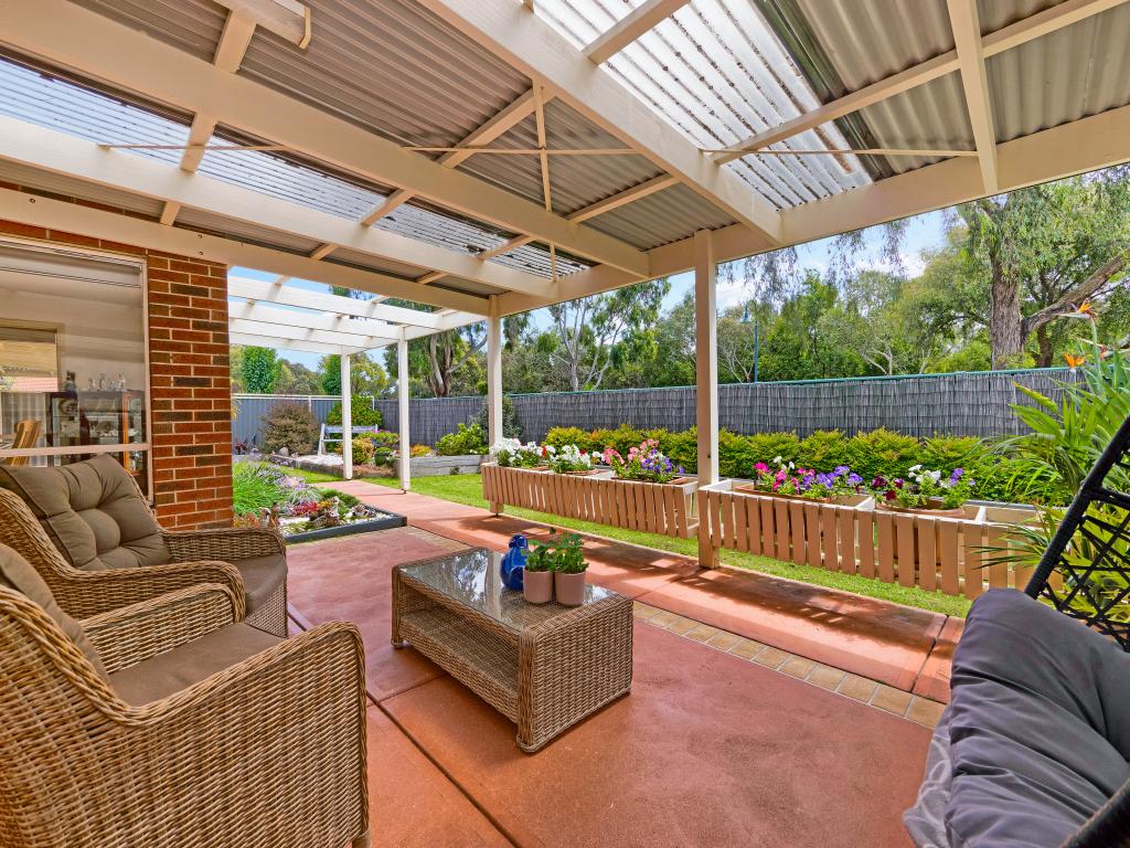 2 Galway Pl, Cranbourne, VIC 3977