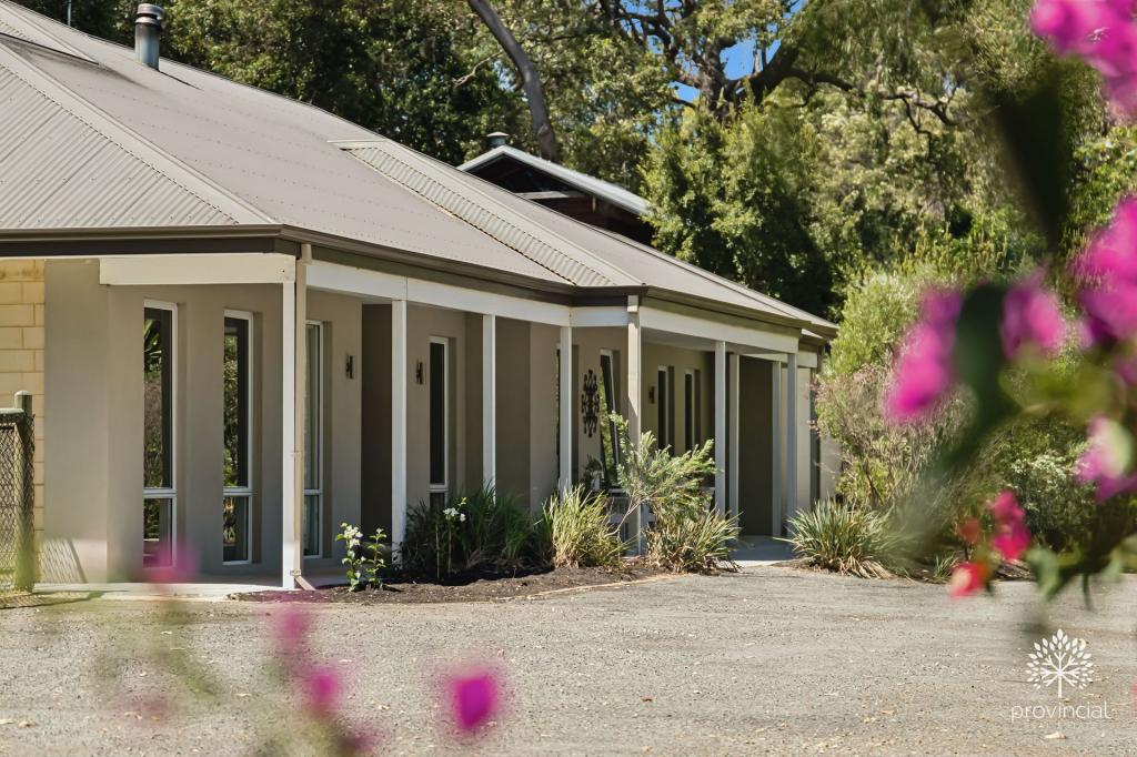 10a Mcglew Rd, Glen Forrest, WA 6071