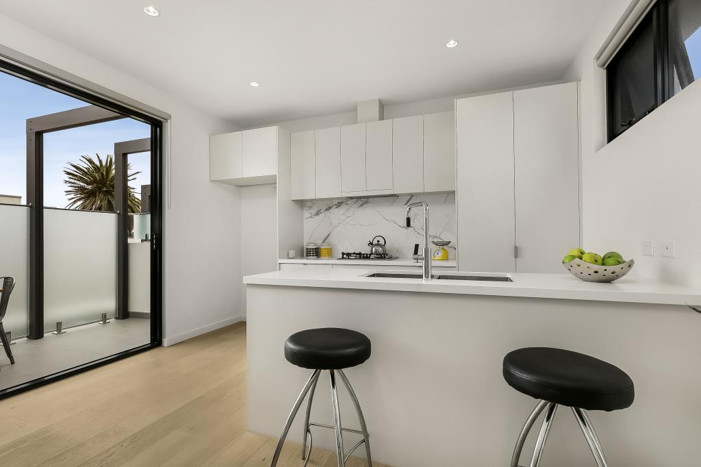 2/213 Station St, Edithvale, VIC 3196