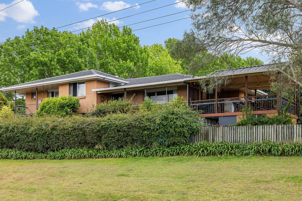 2 Rodway Cres, Rangeville, QLD 4350