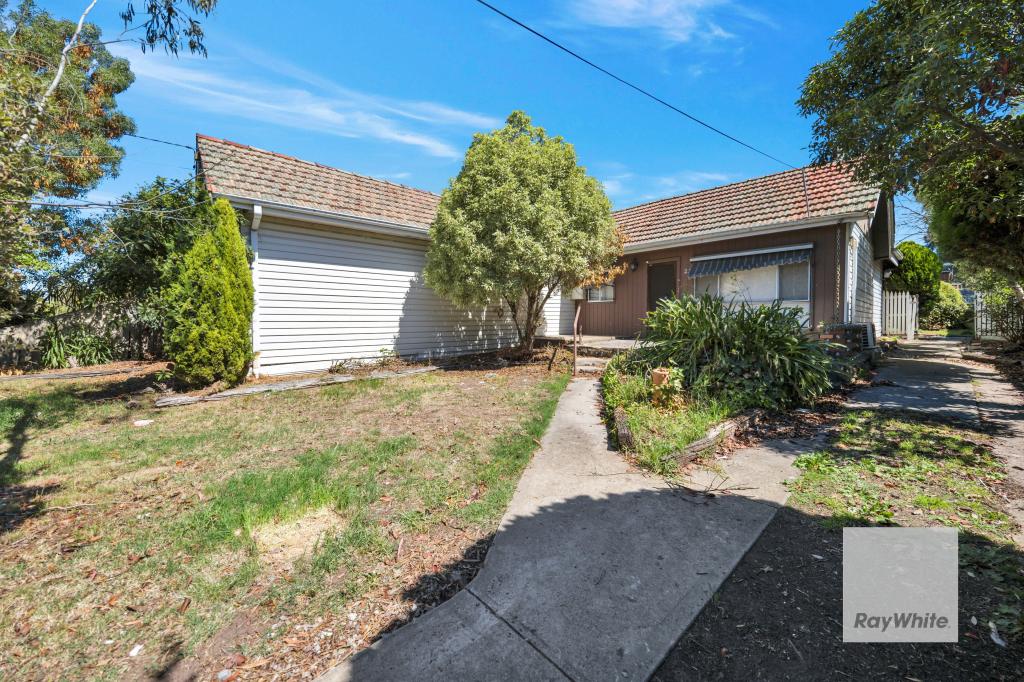 27 Ivanhoe Ave, St Albans, VIC 3021