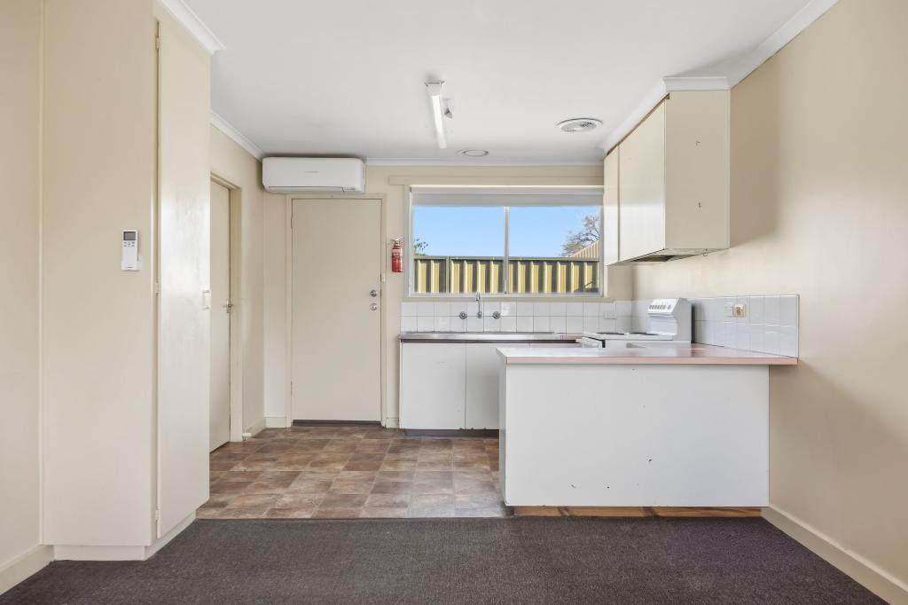 6/613 Ascot St S, Redan, VIC 3350