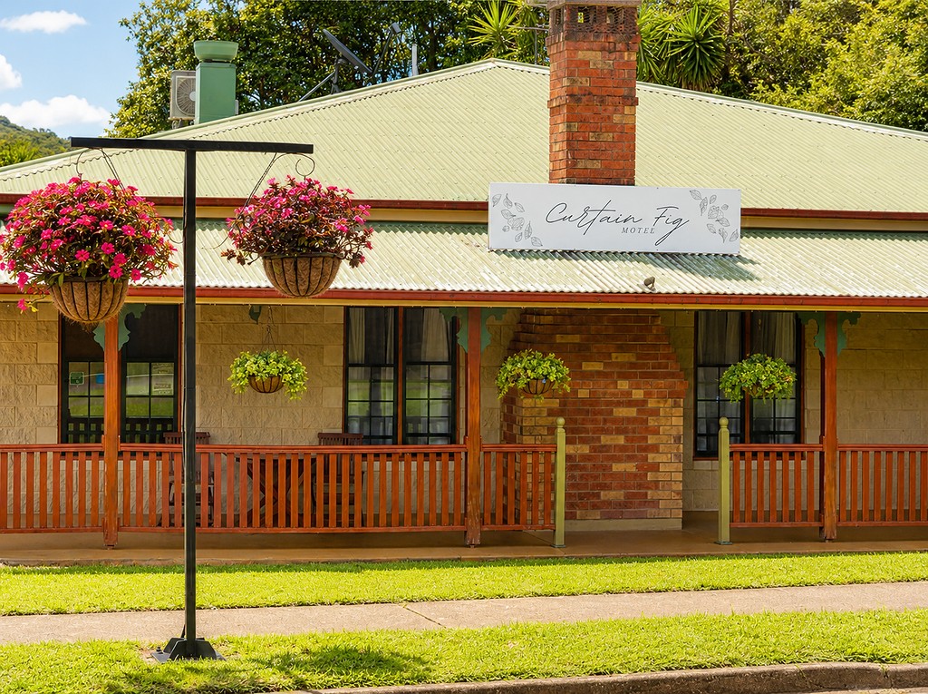 28 Gillies Range Rd, Yungaburra, QLD 4884