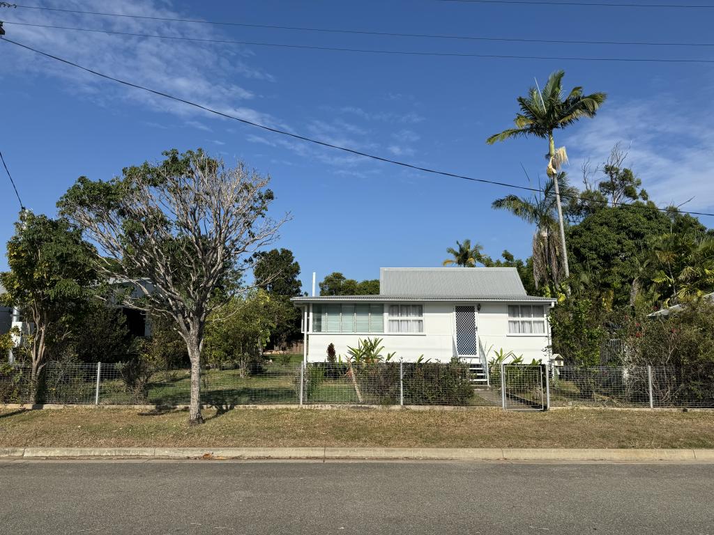 18 Fifth Ave, South Townsville, QLD 4810