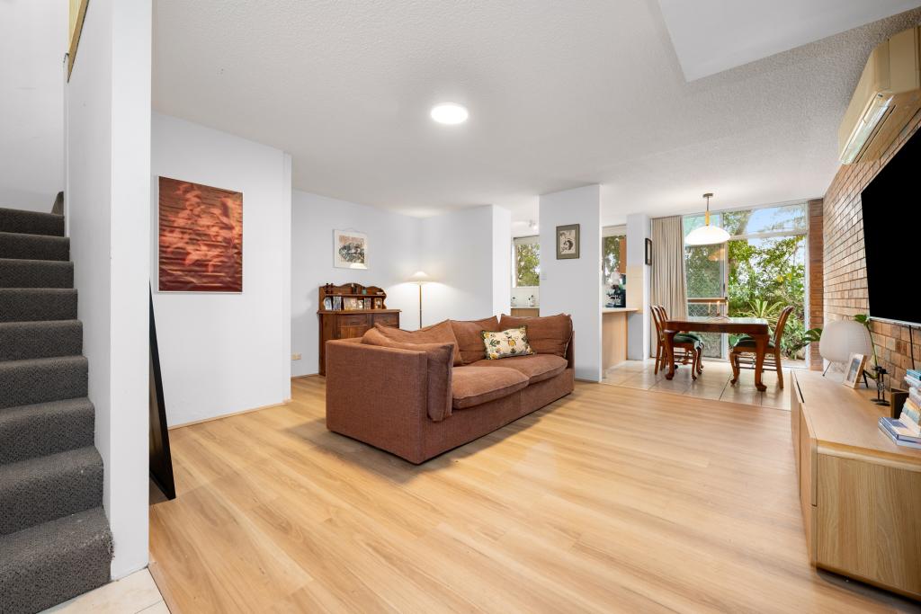 1/96 Agnew St, Norman Park, QLD 4170