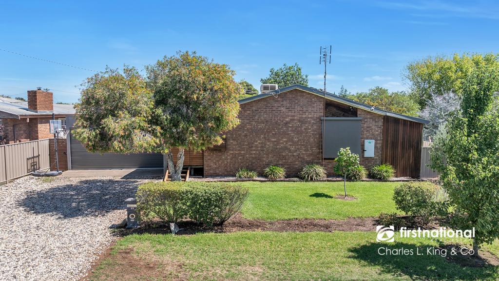 11 MCINTOSH ST, ECHUCA, VIC 3564