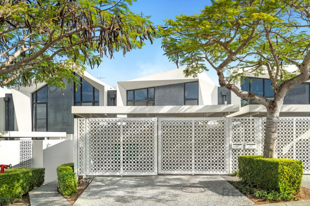 67 Peninsula Dr, Robina, QLD 4226