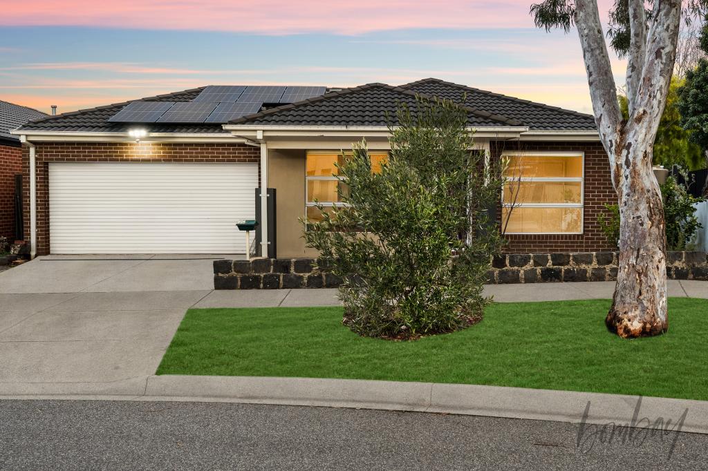 12 STONEGATE DR, WOLLERT, VIC 3750