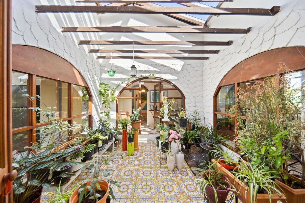 2 PLIMSOLL ST, MCGRATHS HILL, NSW 2756