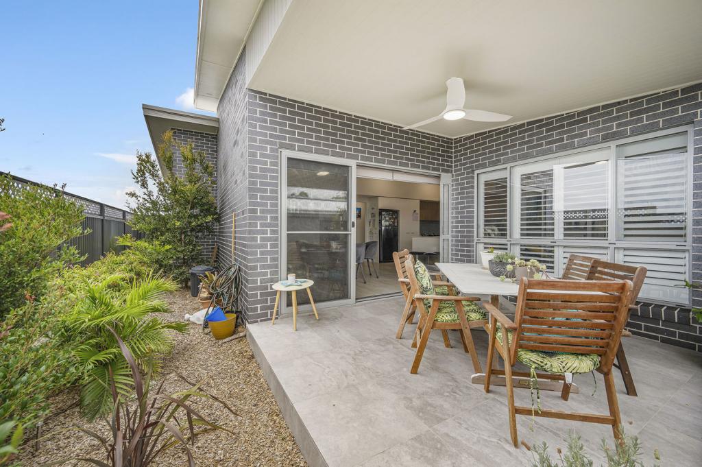 9/20 St Lucia Pl, Bonny Hills, NSW 2445