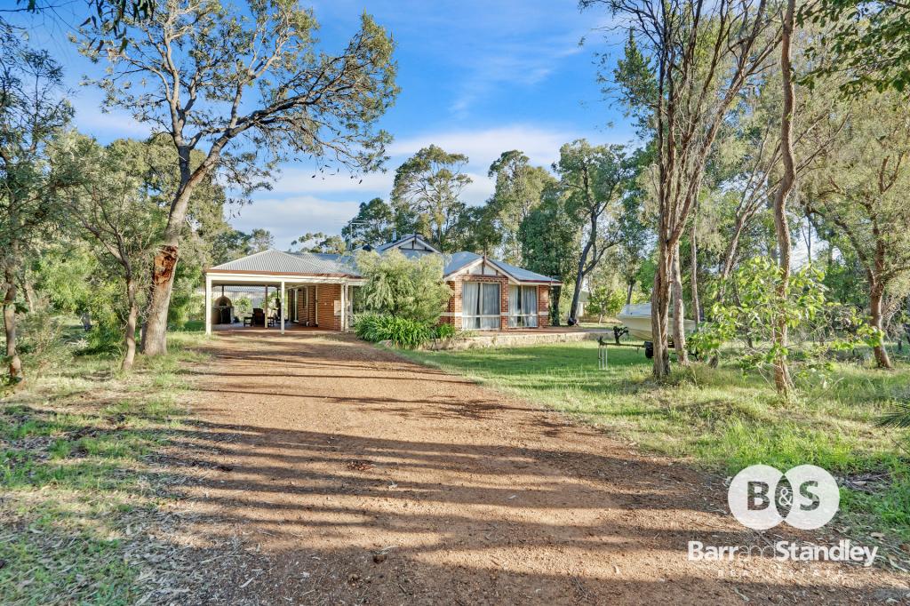 14 Leeward Rd, Leschenault, WA 6233