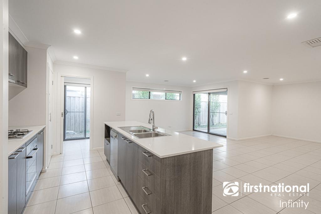 40 Heathcote Gr, Officer, VIC 3809