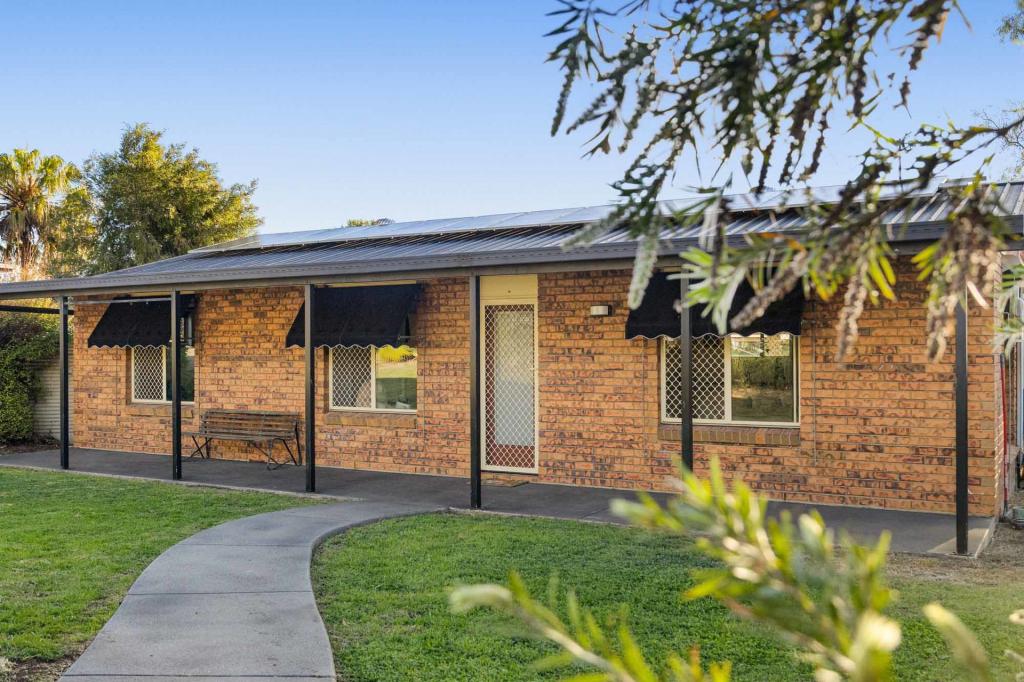 7 Emmanulla Dr, Kingsthorpe, QLD 4400