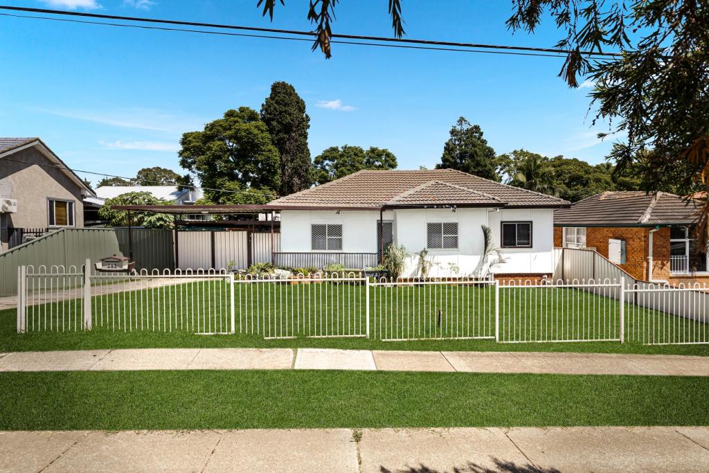 243 Flushcombe Rd, Blacktown, NSW 2148