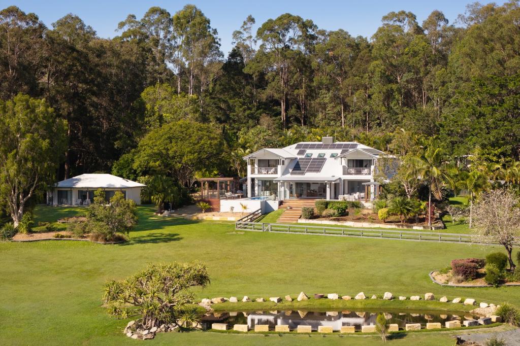 80 Hayward Rd, Lake Macdonald, QLD 4563