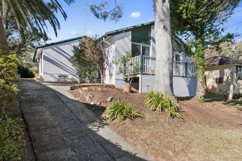 1 Bright Pde, Dapto, NSW 2530