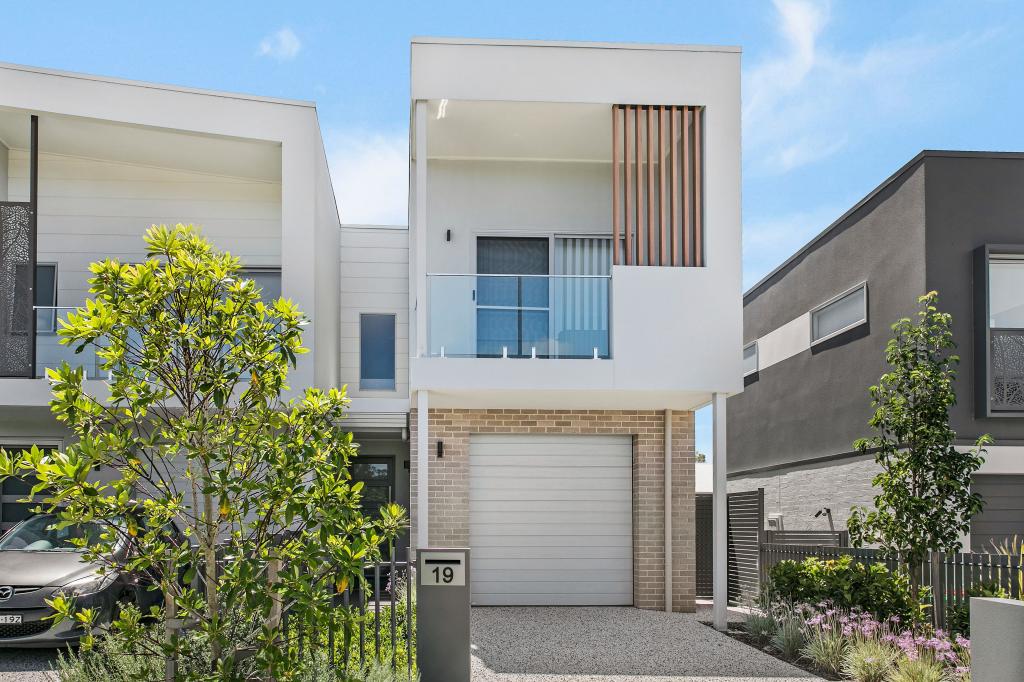 19 Harbour Bvd, Shell Cove, NSW 2529