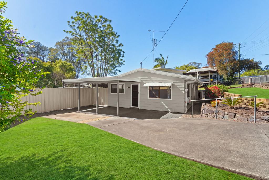 4 Diamond Valley Rd, Mooloolah Valley, QLD 4553