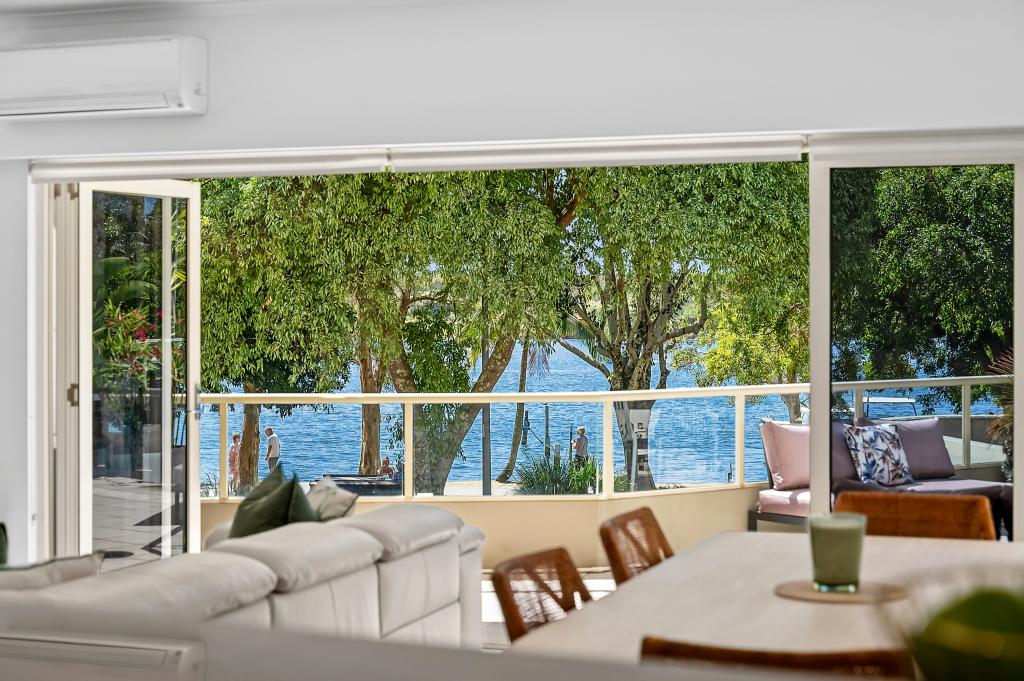 2/235 GYMPIE TCE, NOOSAVILLE, QLD 4566