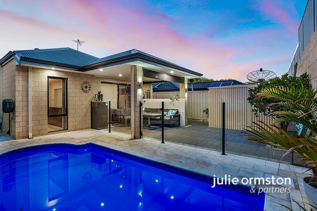 22 Sicily Pass, Hocking, WA 6065