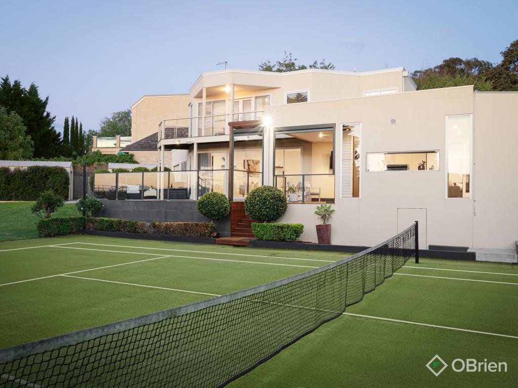 2 Watts Cres, Mount Eliza, VIC 3930