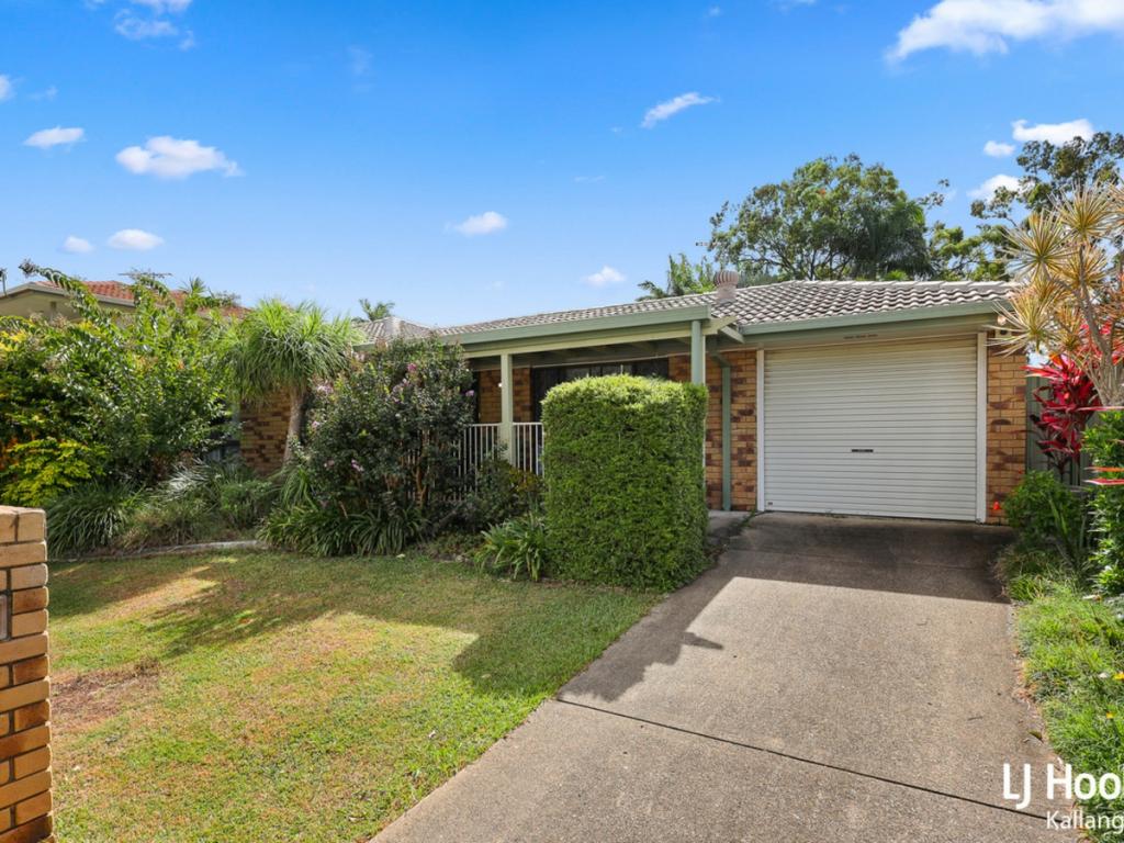 24 Elsie St, Kallangur, QLD 4503