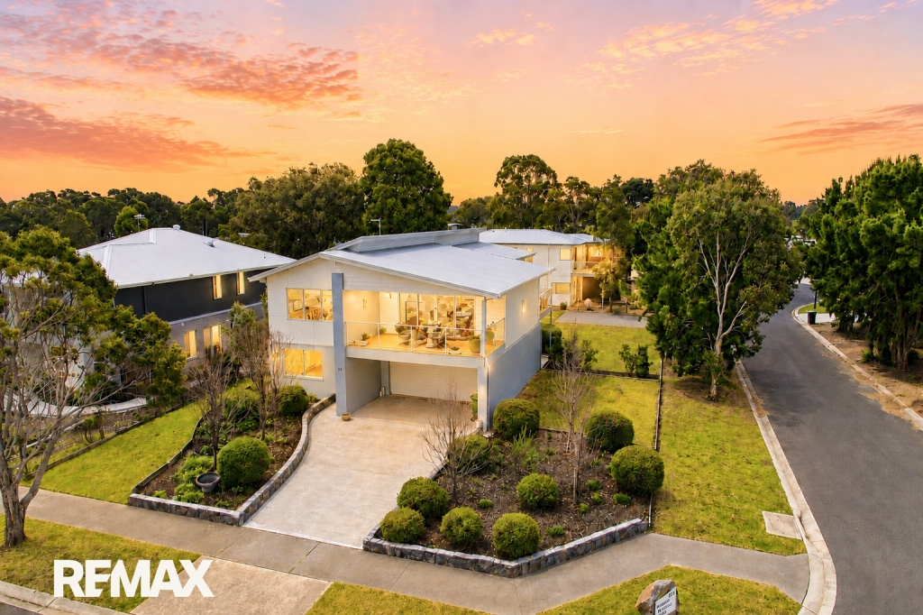 28 Plateau Ave, Metung, VIC 3904