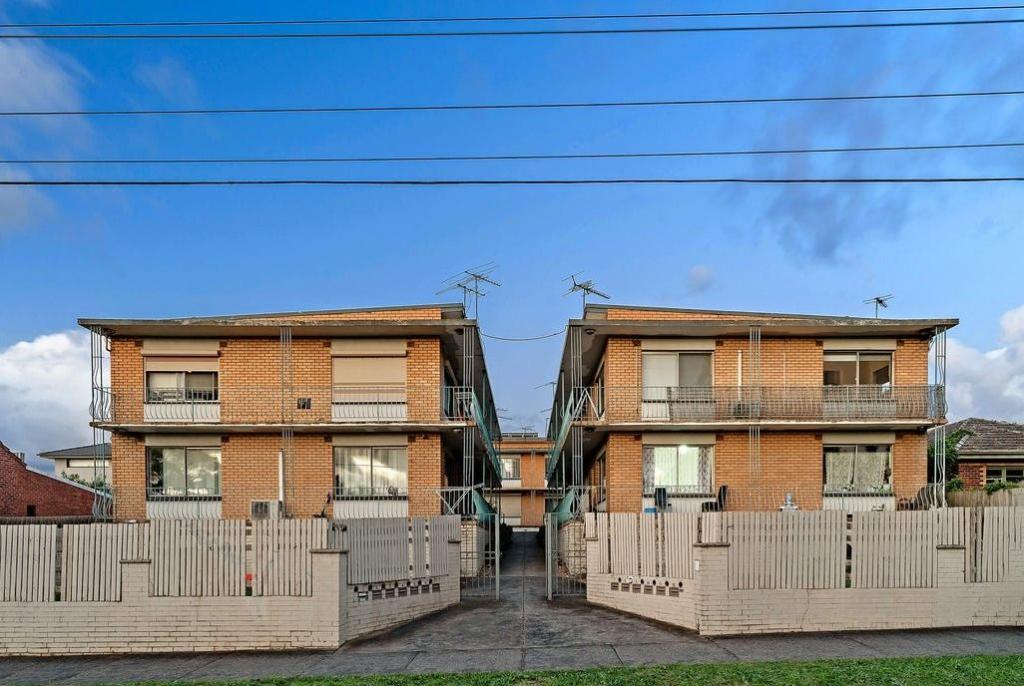 2/1927-1929 Dandenong Rd, Clayton, VIC 3168