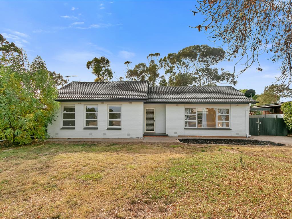 4 Southan St, Smithfield Plains, SA 5114