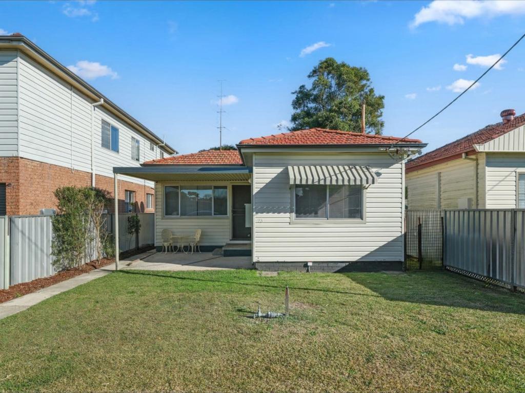 23 Croudace St, Edgeworth, NSW 2285